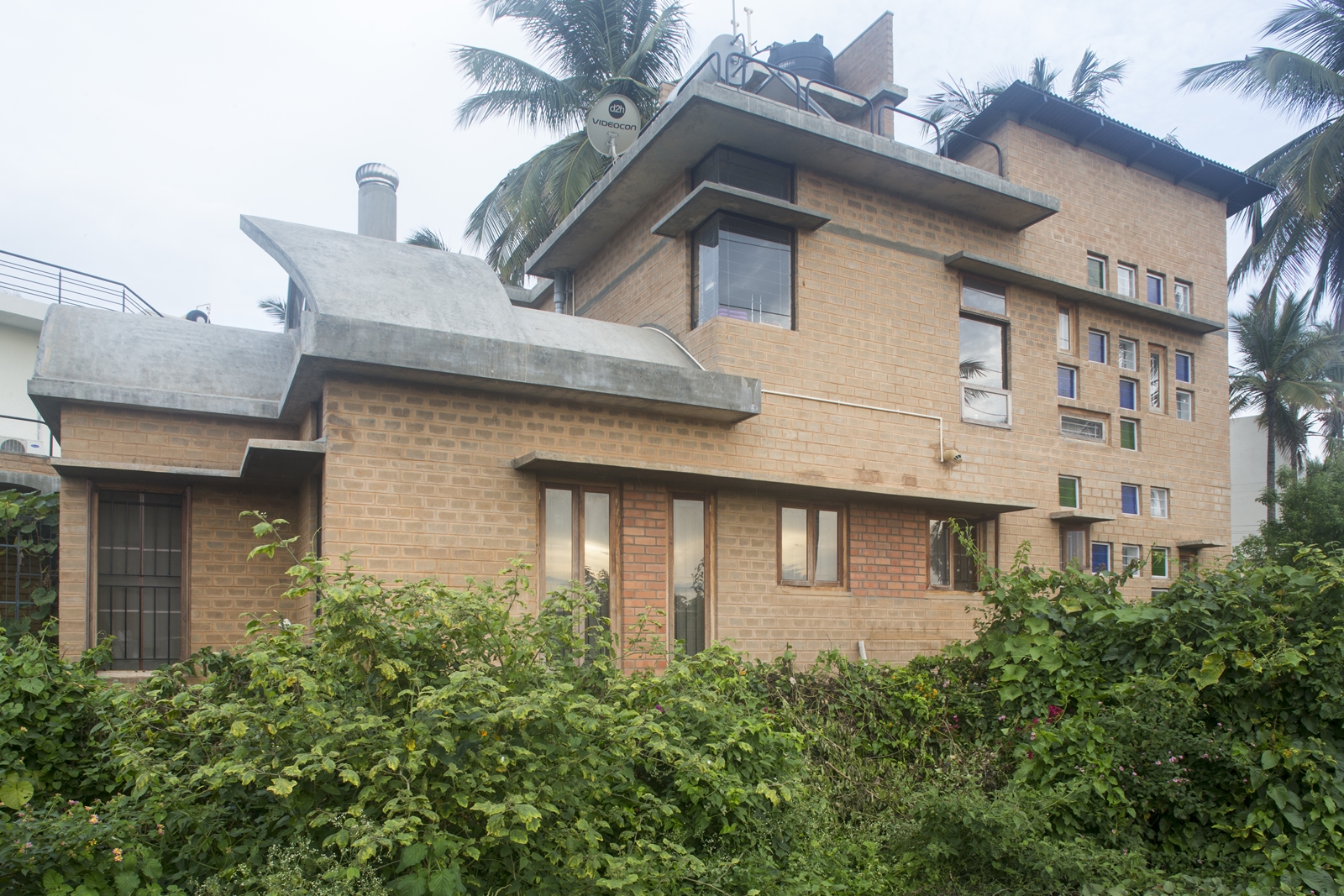 Residence for Charis, at Bangalore, by Biome Environmental