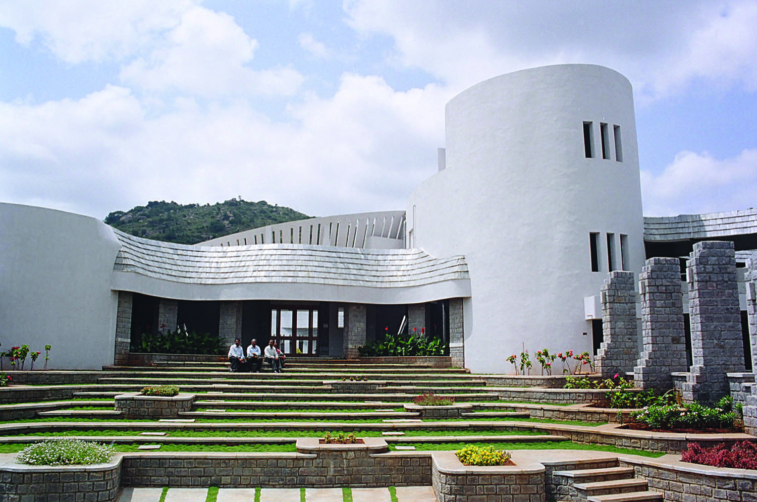 SDM Institute of Management Development, Mysore - by Architect Shirish Beri