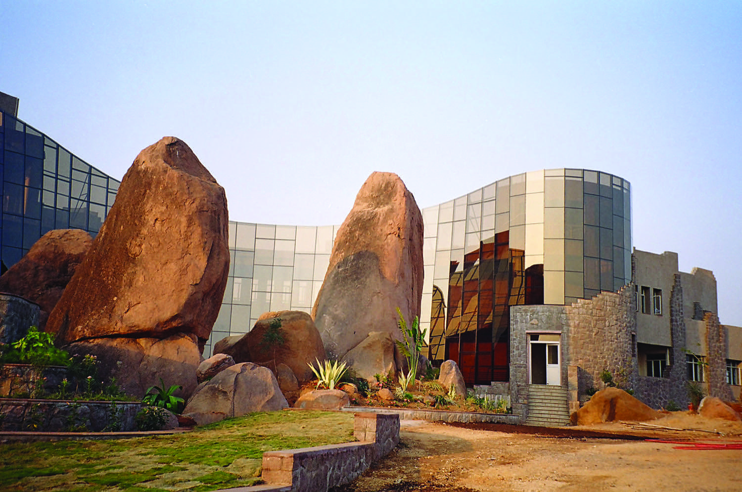 Laboratory for the Conservation of Endangered Species, Hyderabad, Shirish Beri