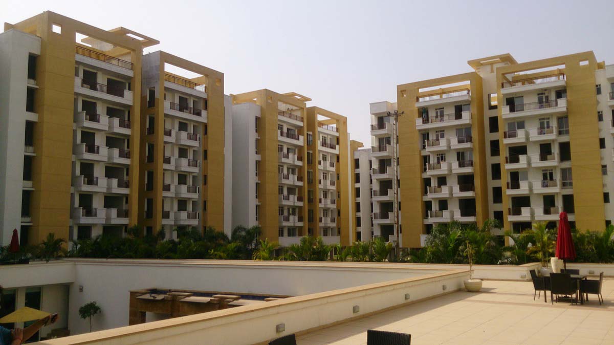 Belmonte Housing at Indore by Anuj Mehta Associates