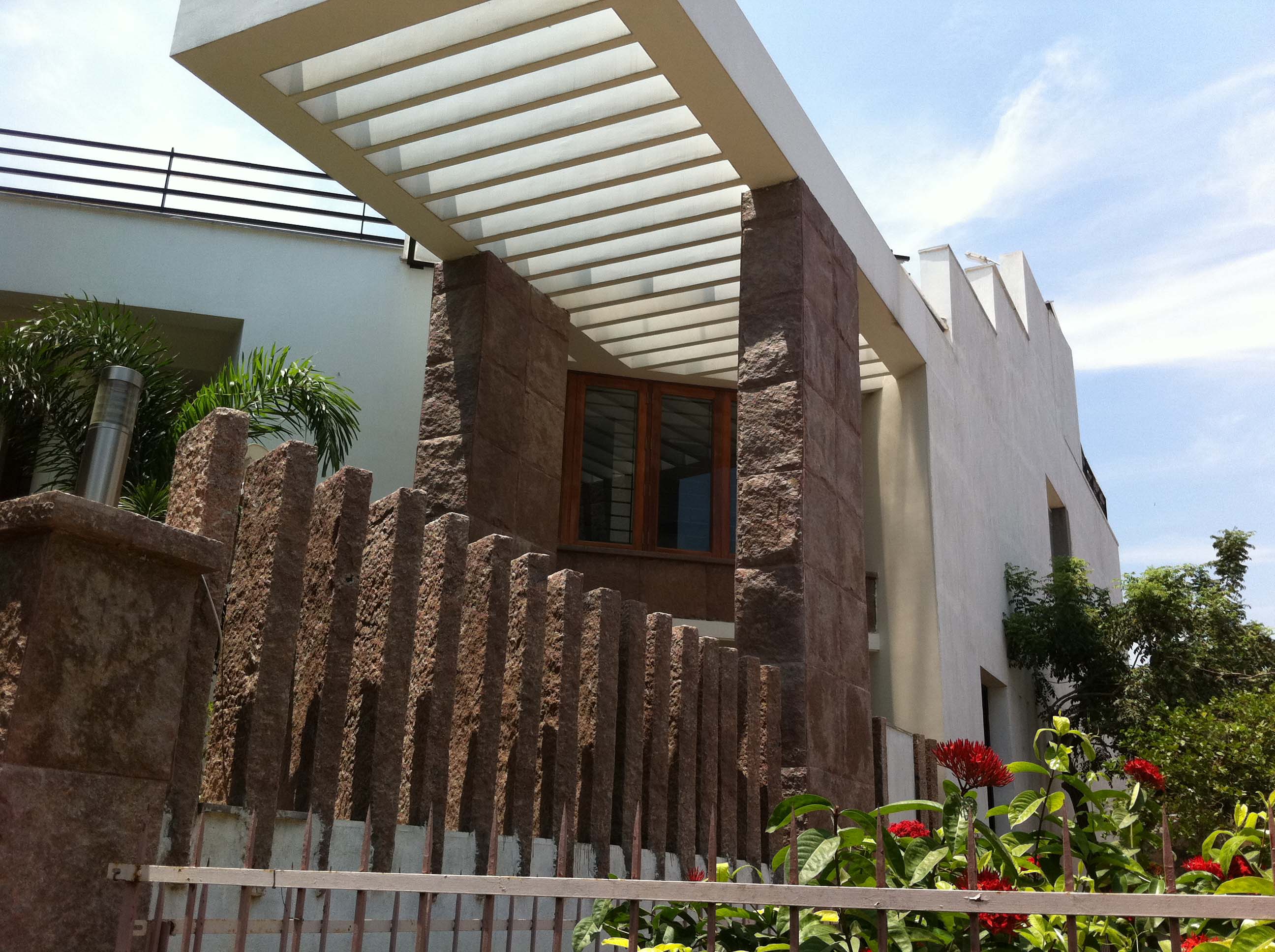 Dr.Balamurugan Residence at Salem by Murali Architects
