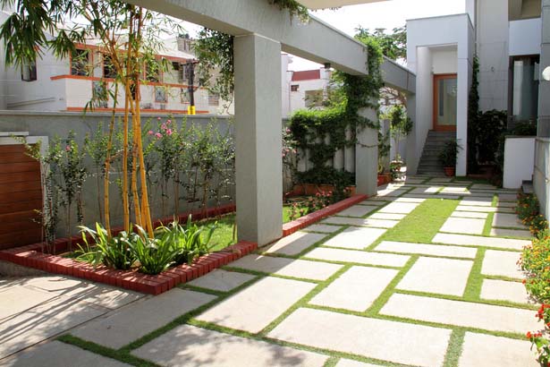 Vasuki Rajagopal Residence at Chennai by Murali Architects