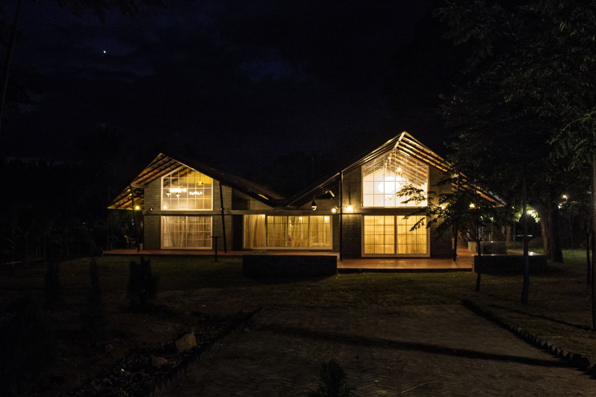 The Barn House at Tumkur, Karnataka, by Saraff & Sharalaya Design House 19