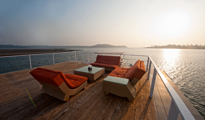 SDM Architects - Floating Restaurant at Goa