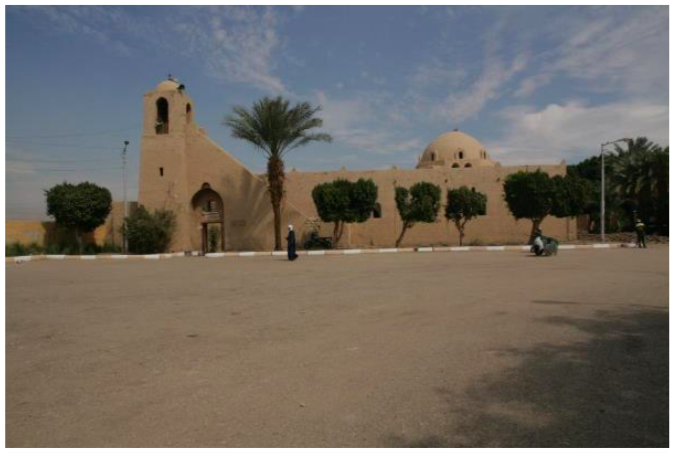 Mosque by Hassan Fathy at New Gourna Village