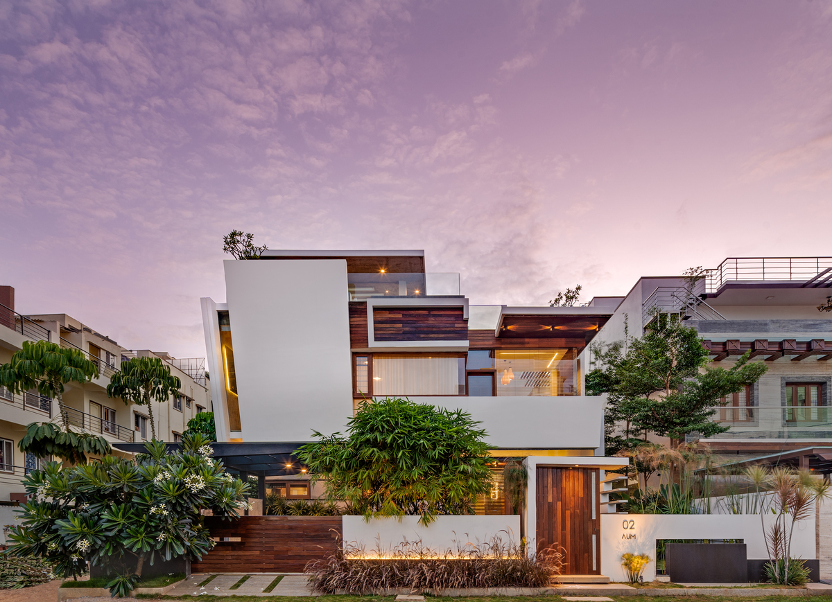 Floating House, at Bangalore, by Crest Architects
