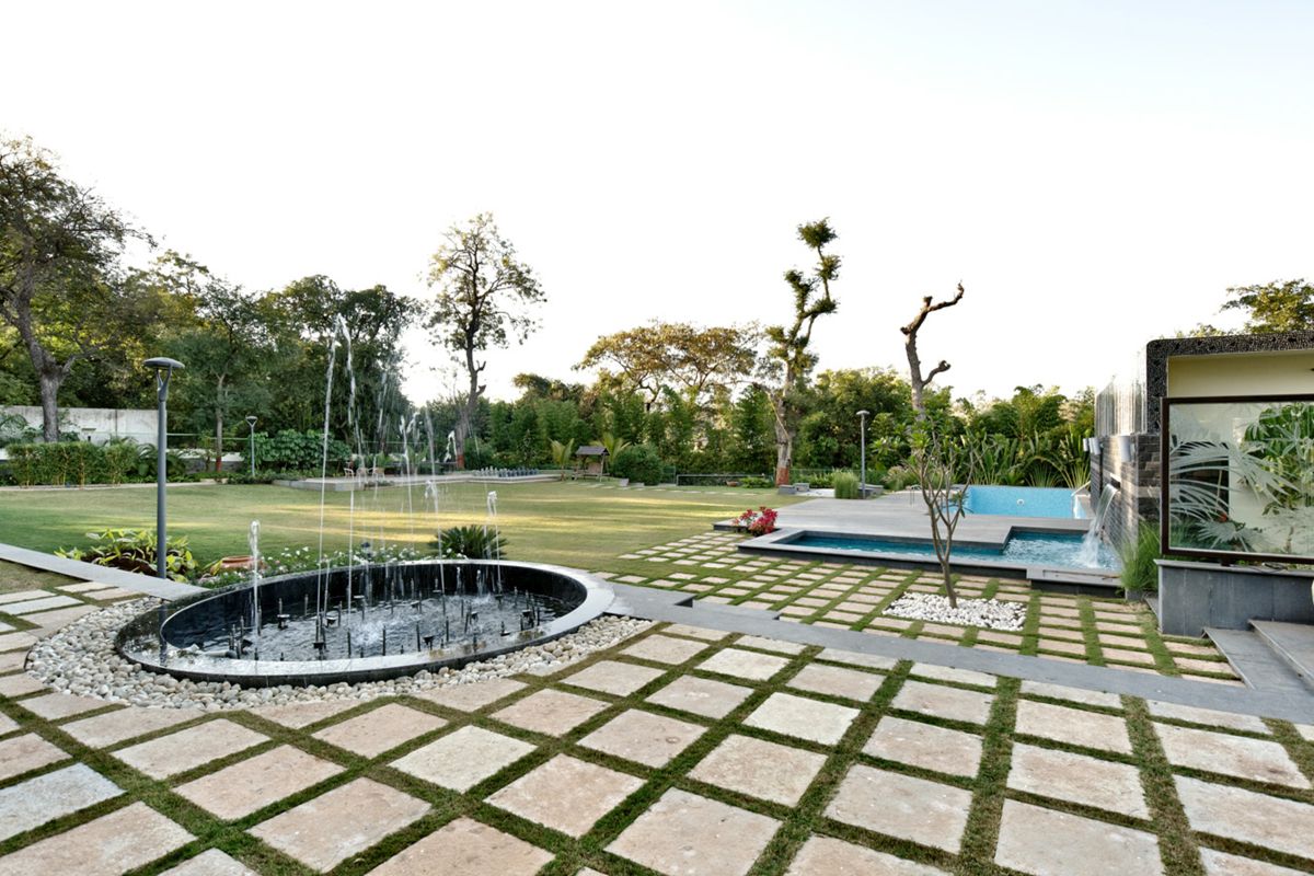 Butterfly Villa @ Nashik, landscape design by ORIGIN Architects. 9