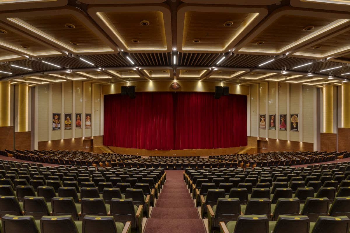 Auditorium for Rajagiri School of Engineering & Technology at Kochi, Kerala by Architect Rahul Manohar (RMM Designs) 5