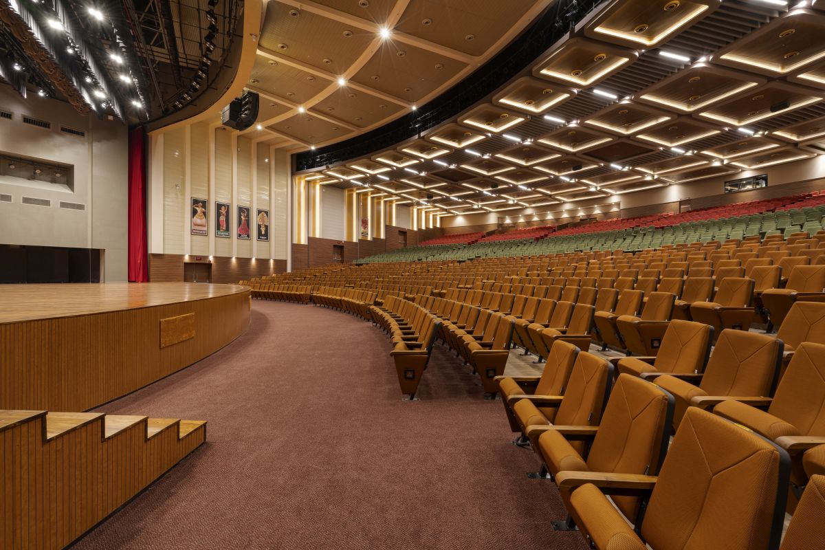 Auditorium for Rajagiri School of Engineering & Technology at Kochi, Kerala by Architect Rahul Manohar (RMM Designs) 16