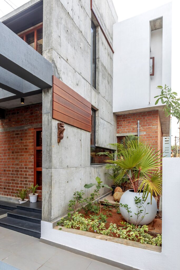 Pavithra Enterprise, at Bangalore, by IN-GRID - ArchitectureLive!