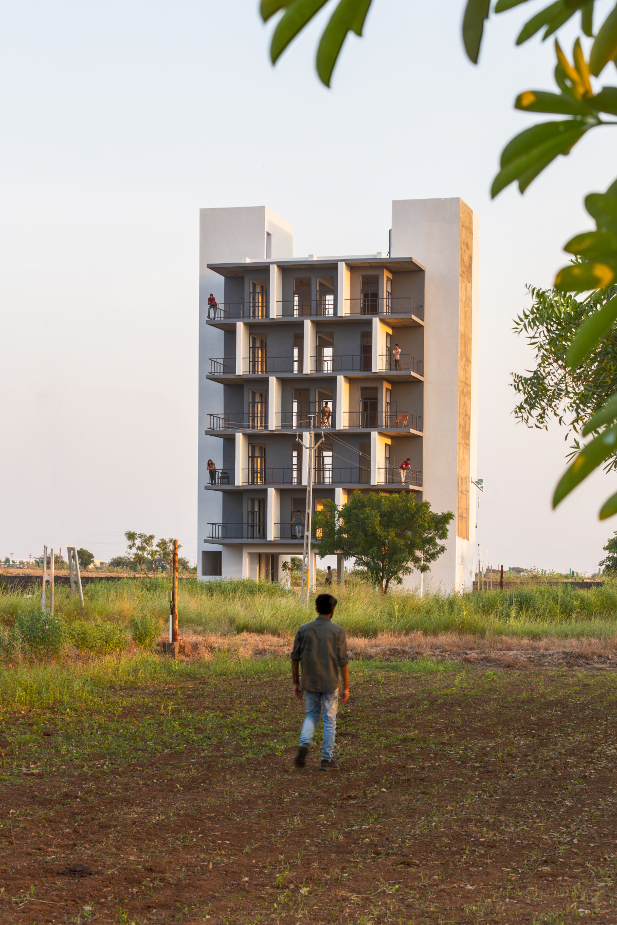The Flying Walls Hostel, at Rajkot, Gujarat, by Dhulia Architecture Design Studio 20