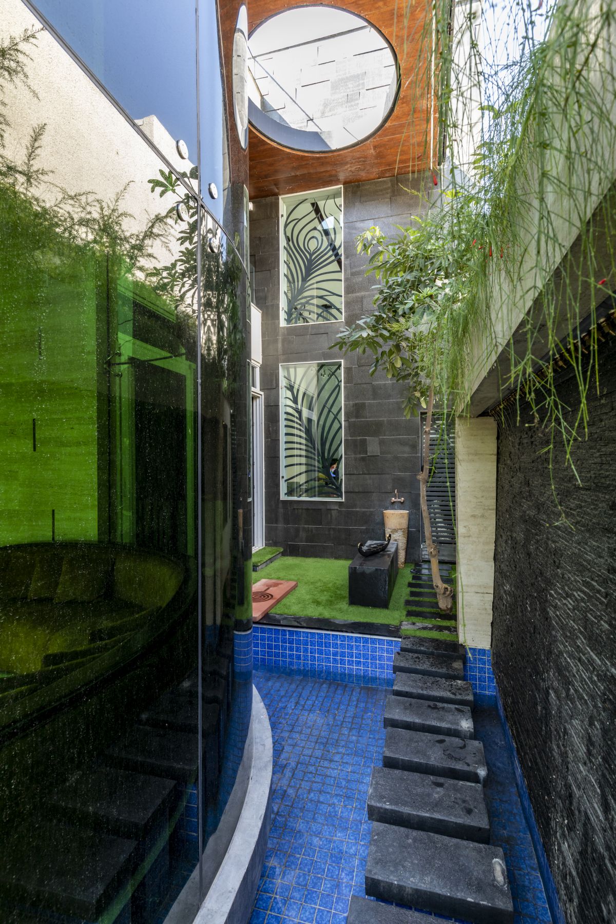 The Leaf House, at Indore, M.P, by Span Architects 19
