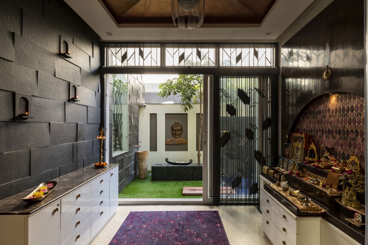 The Leaf House, at Indore, M.P, by Span Architects 59