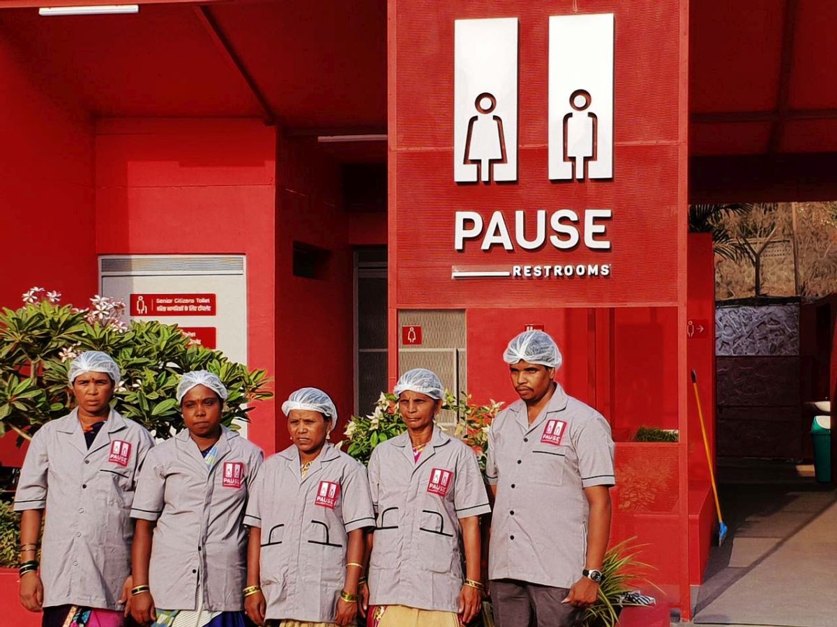 Pause - Restrooms, at Bombay-Goa Highway, by RC Architects 55