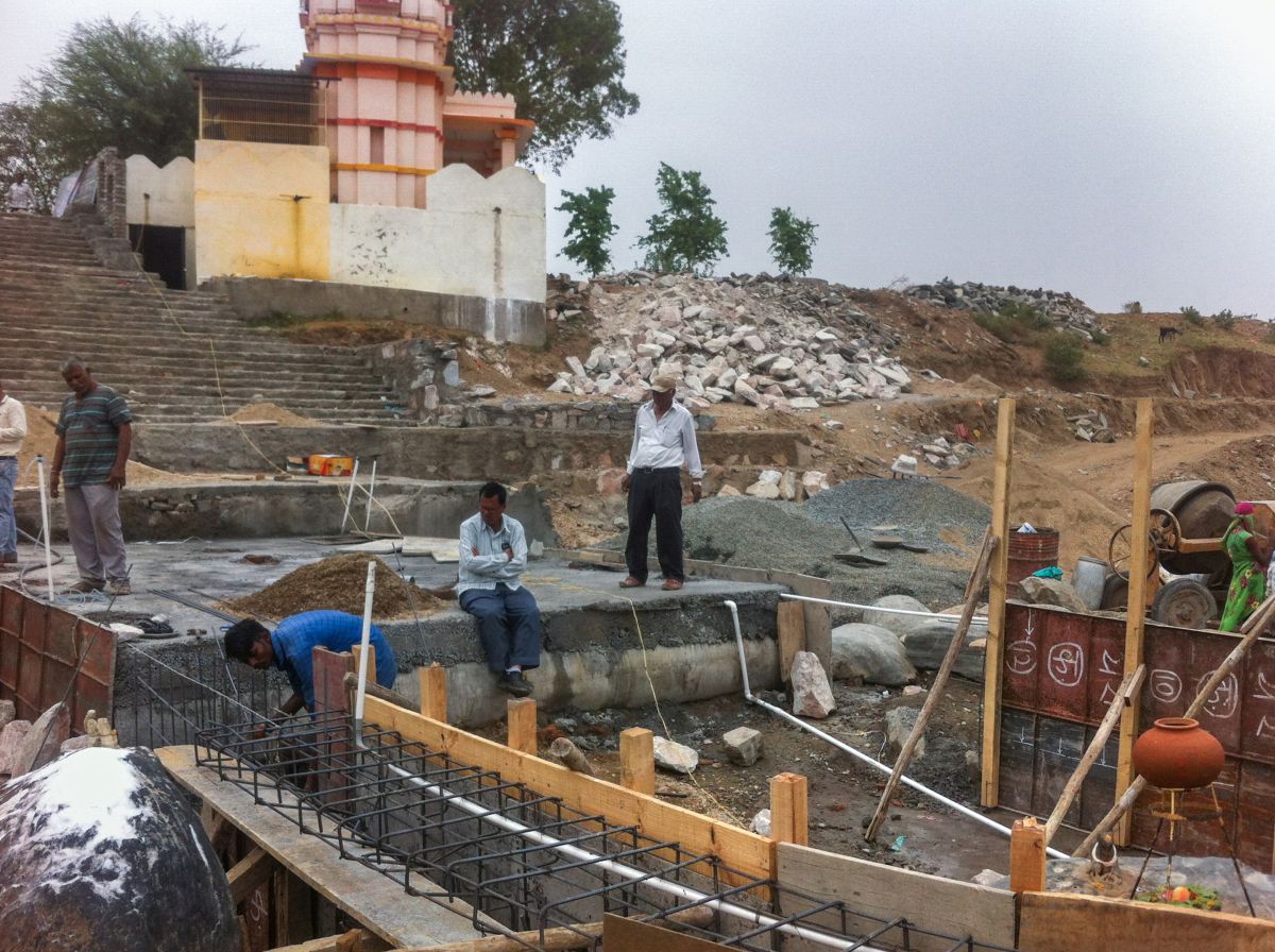 Goreshwar Moran River Front, at Rajasthan, by Impasto Building Workshop 20