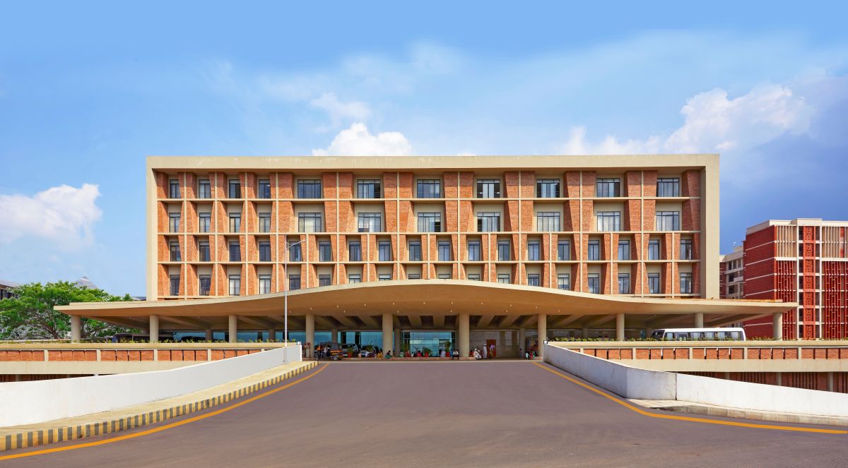 Symbiosis Hospital and Research Center (SUHRC), Lavale, Pune, by IMK Architects | Rahul Kadri