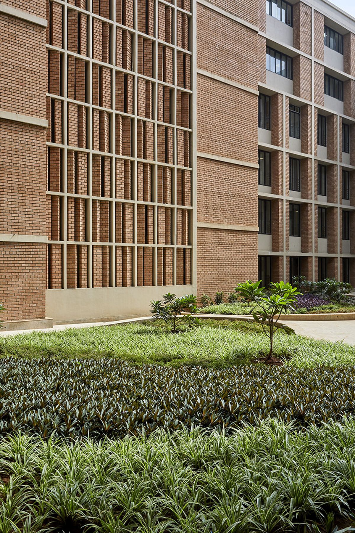 Symbiosis Hospital and Research Center (SUHRC), Lavale, Pune, by IMK Architects | Rahul Kadri 16