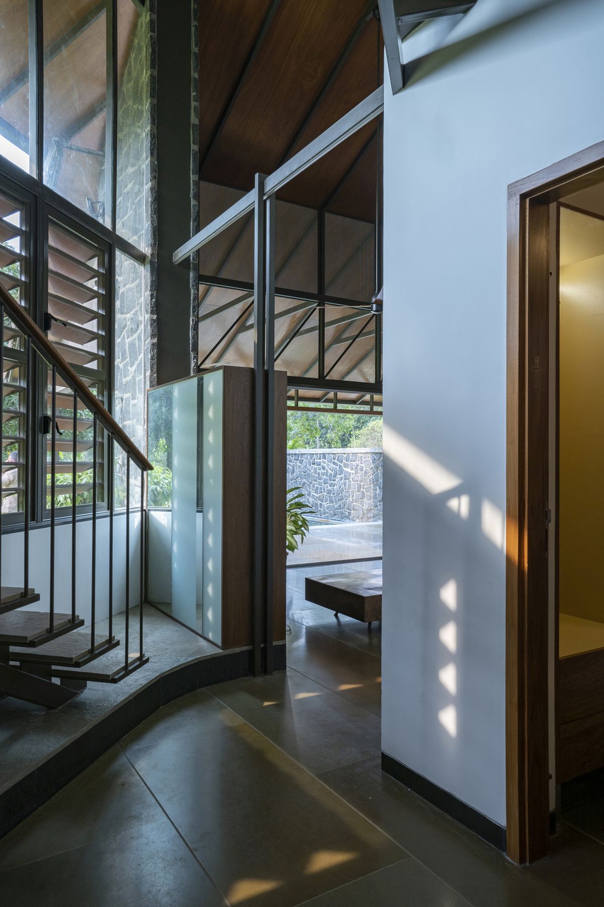 Dr Maani House 2020, at Koothattukulam, by RGB Architecture Studio 19