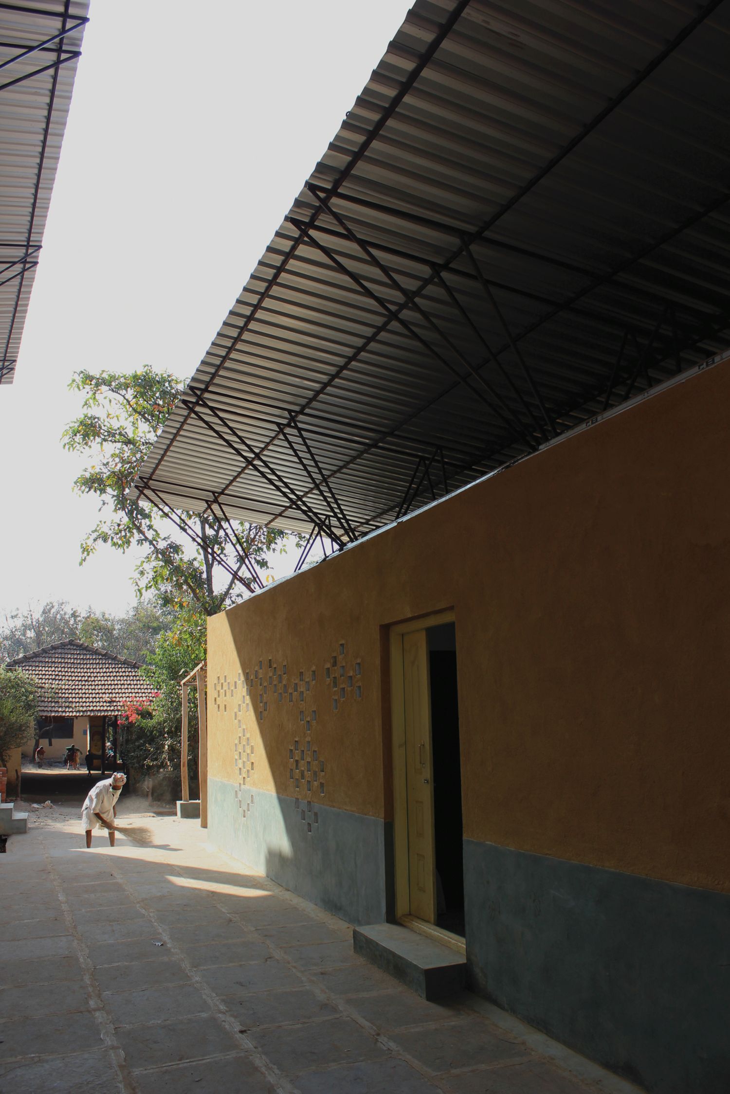 Kalkeri Learning Centre in Kalkeri, Dharwad by Kumar La Noce 29