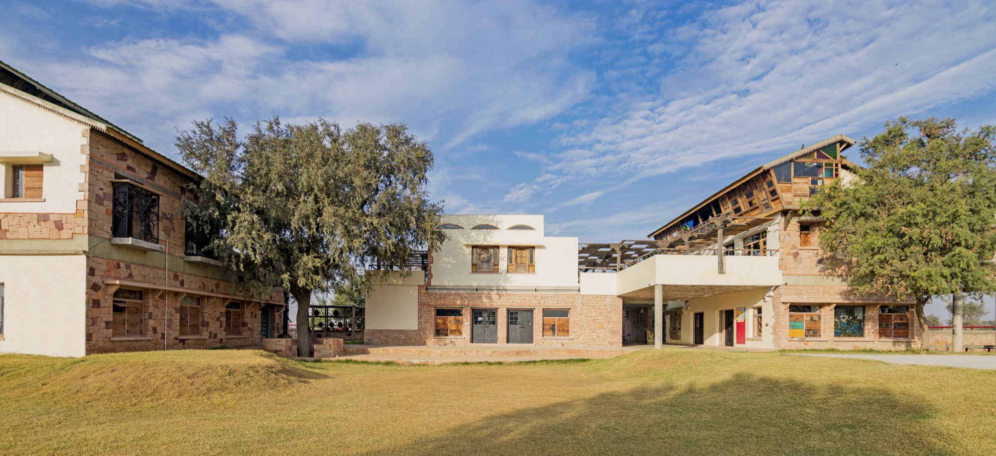 Alma Mater School at Jodhpur, Rajasthan, by Hunnarshala Foundation 16