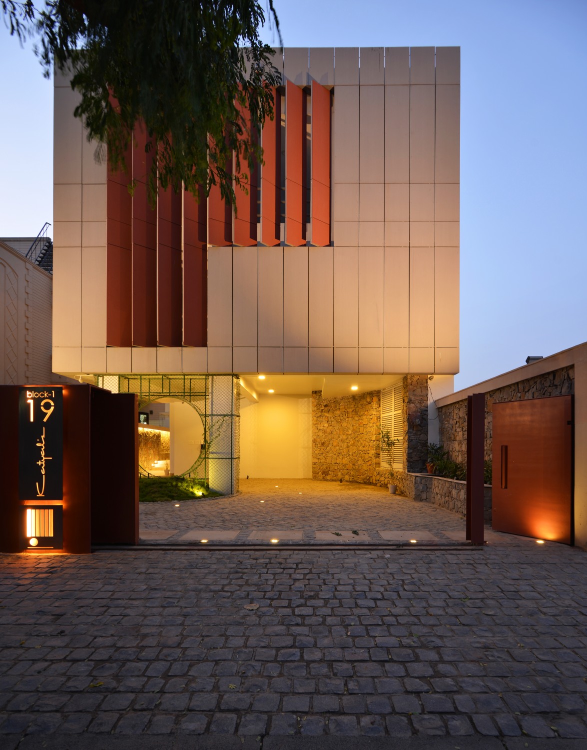 Mood House – The Katyals Residence, at Faridabad, by Archohm Consults 1