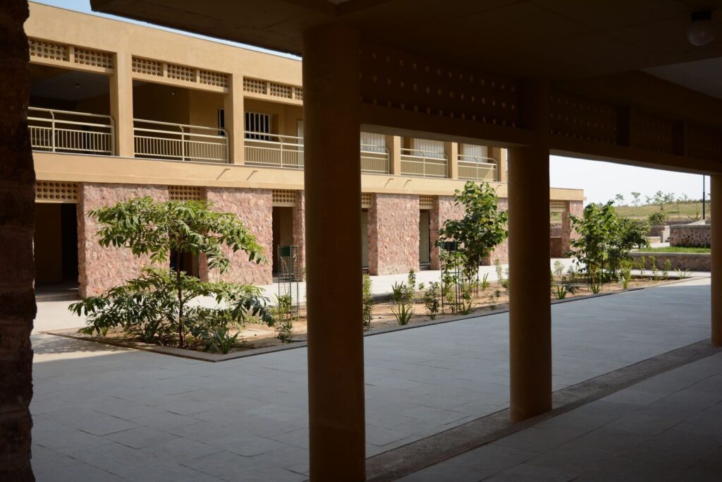 Shardashish school, Chhapi, by Indigo Architects 39