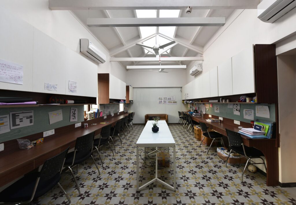Bombay International School (BIS), Mumbai, by Mobile Offices 7