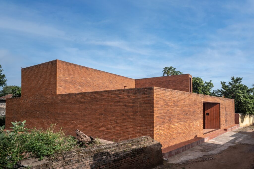 The Retreat House, Andhra Pradesh, by Studio MADe 1