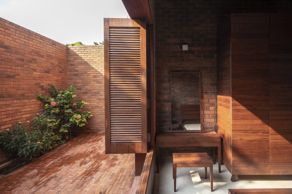 The Retreat House, Andhra Pradesh, by Studio MADe 3