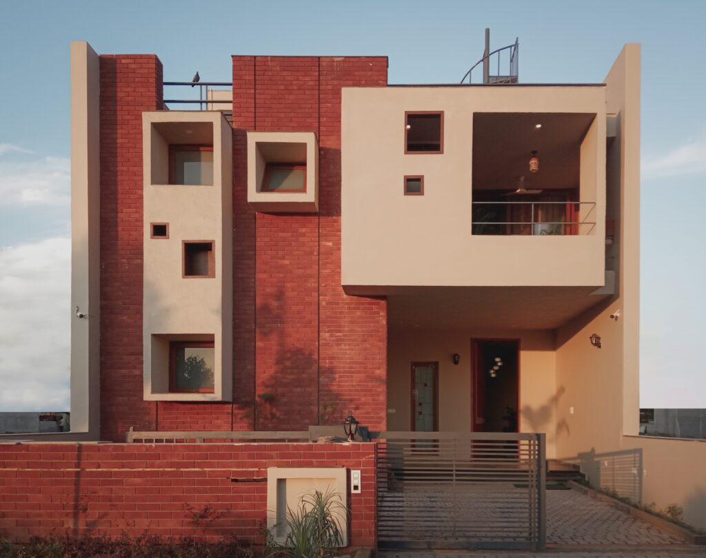 Cucoon House, Mohali, by Forum Advaita 21