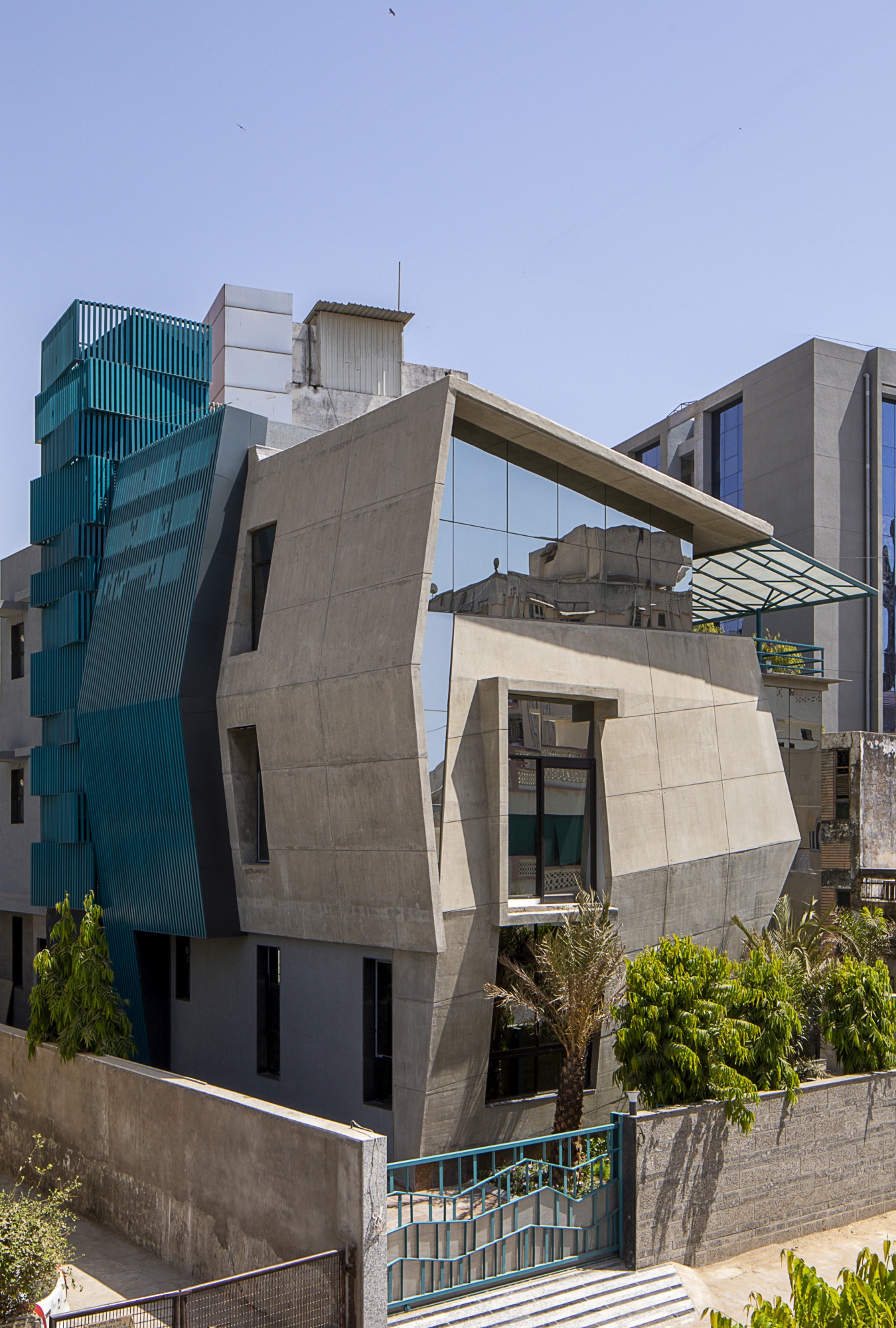 The Jagged House, Ahmedabad, by Tao Architecture