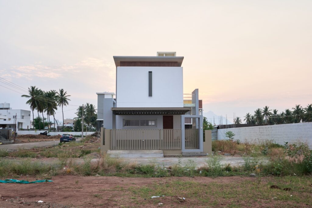 "கீர்த்தம்" Keertham House, Coimbatore, by Outlined Architects 1