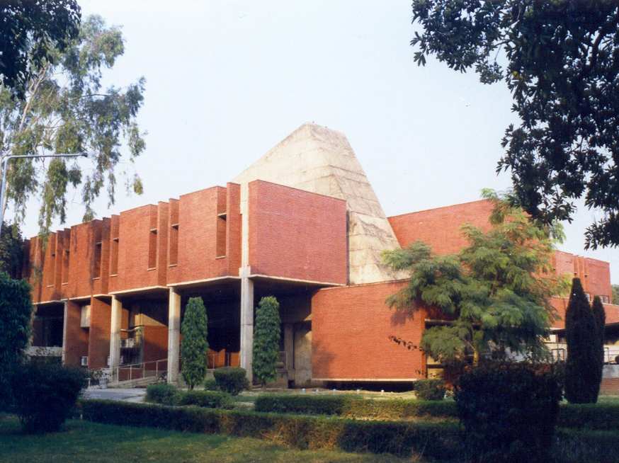 Indian Institute of Technology, Kanpur, by Kanvinde Rai and Chowdhury 33