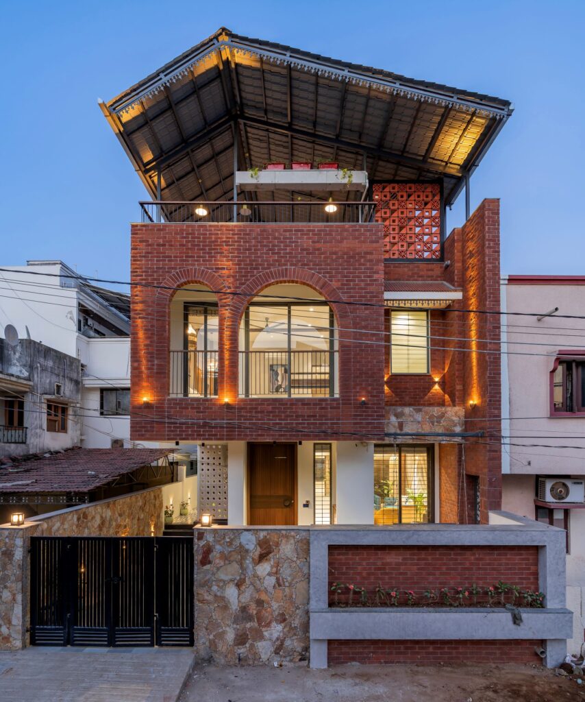 Chainani House, Gujarat, by Jagrut Shah Architect and Associates 3