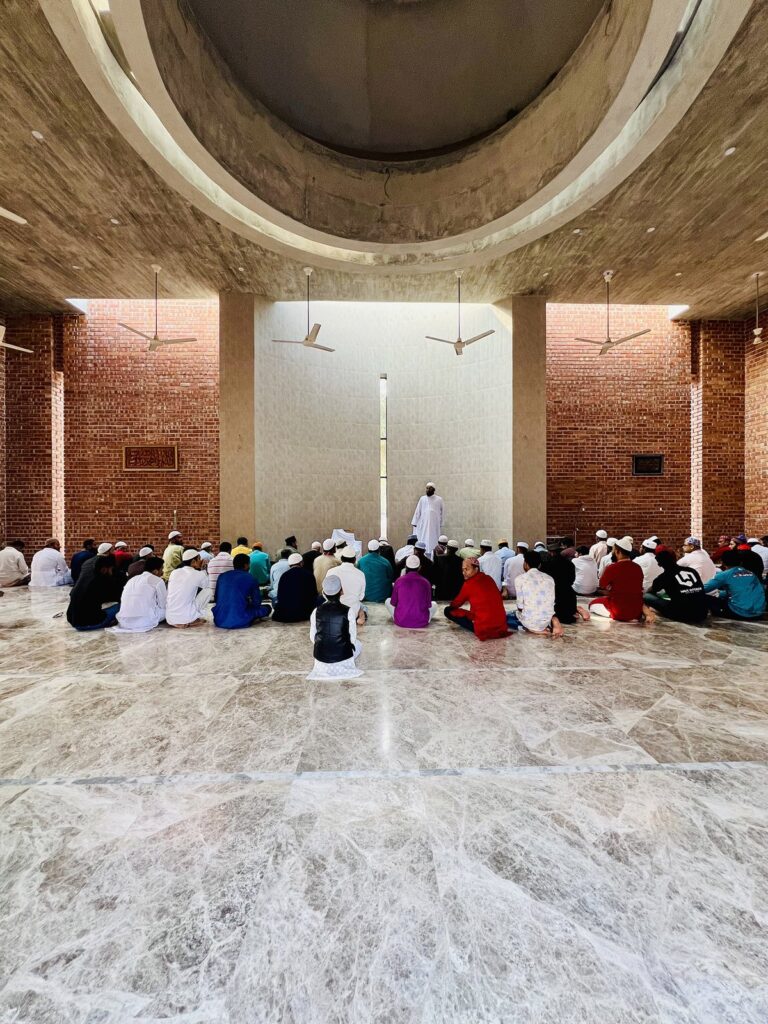 Interior of the mosque. Bait-Ur-Raiyan Mosque, Madaripur, Bangladesh, by Cubeinside. Photograph by: Khandaker Ashifuzzaman Rajon