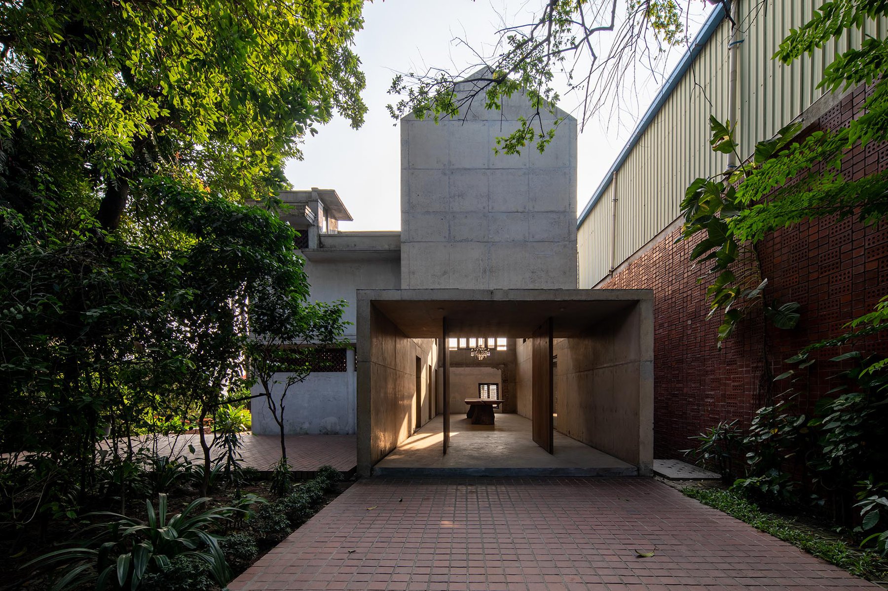 Hamidur Rahman Memorial Complex, Dhaka, Bangladesh, by Marina Tabassum Architects. Photo by City Syntax