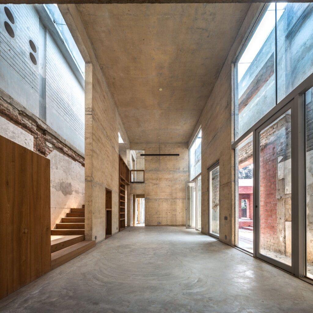 Hamidur Rahman Memorial Complex, Dhaka, Bangladesh, by Marina Tabassum Architects. Photo by Asif Salman