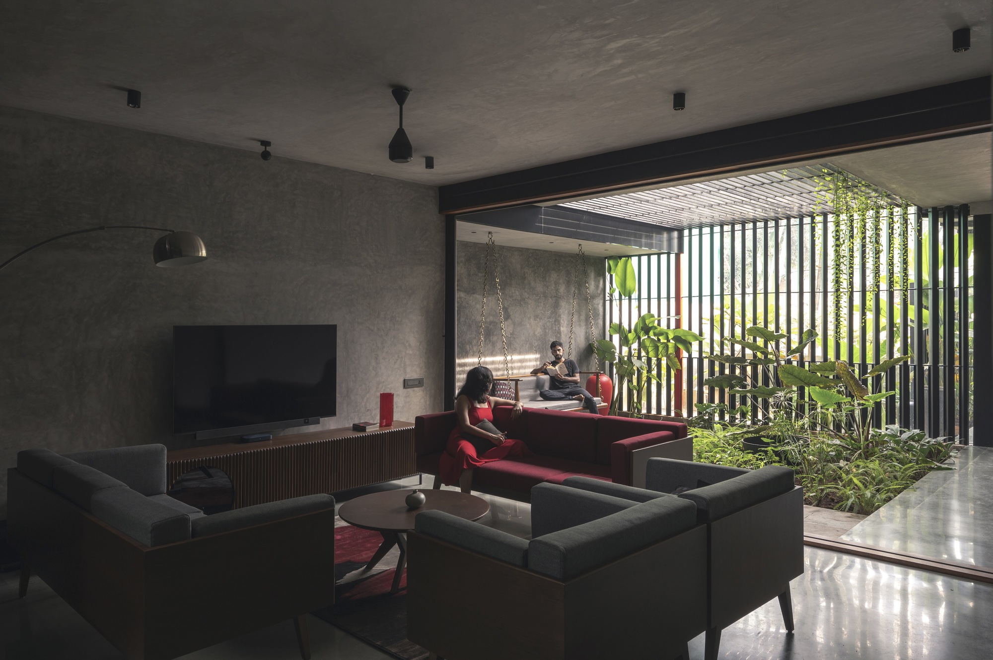 LIVING AREA. Hassan House, Calicut, Kerala, by Monsoon Projects. Photographs: Studio IKSHA