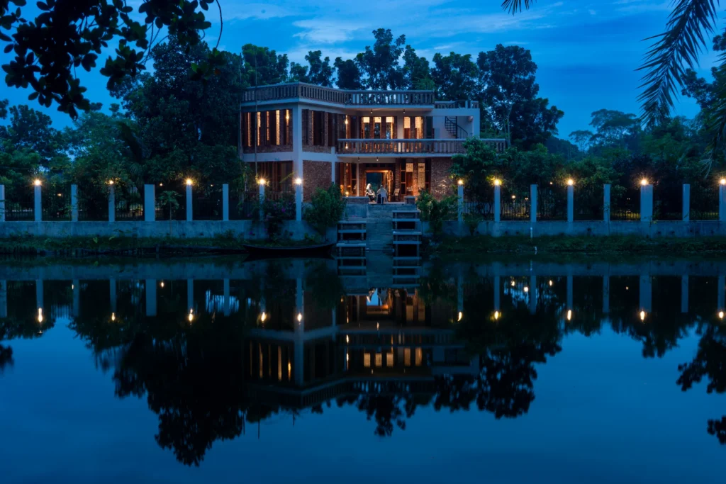 Exterior, Hawladar Bari, Shibchar, Bangladesh, by Maruf Raihan.Works. Photograph by Maruf Raihan