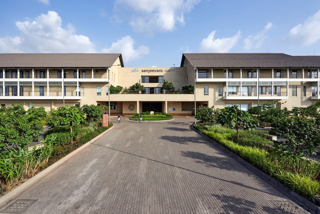 JSW Sanjeevani Multispeciality Hospital, Dolvi, Maharashtra, by SJK Architects © Rajesh Vora