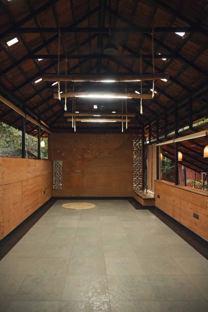 Interior. Shwasam Multipurpose Hall, Aliparamba, Kerala, by ShriAbodes. Photographs: Jino Sam