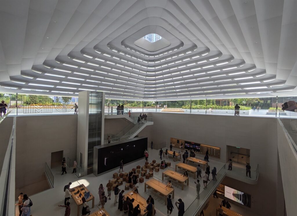 Of Glass Boxes and Domes - Praveen Bavadekar reviews The Apple Store at Kuala Lumpur, designed by Foster and Partners 14