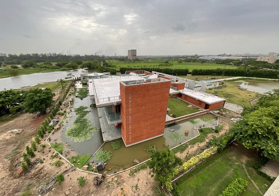 Sri Aurobindo Integral Learning Centre, Surat, by Studio Naqshbandi. © Mihir Desai