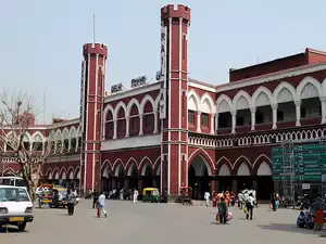 Indian Railways: Stations seeking destinations. 1