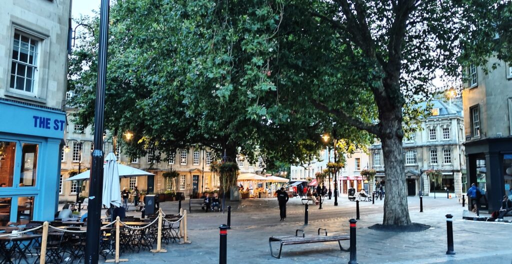 Pedestrianised public squares act as meeting points in relaxed environs. © Mario Klassen   