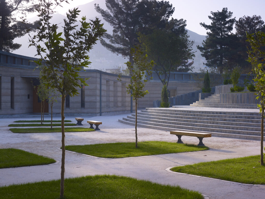 Amphitheatre. Chihilsitoon Garden Project by Aga Khan Trust for Culture. © Simon Norfolk / Aga Khan Trust for Culture