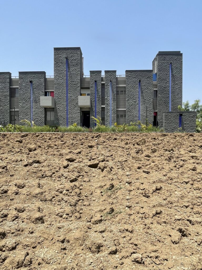 Women Empowerment Shelter, Studio PPBA. ©Hemant Patil