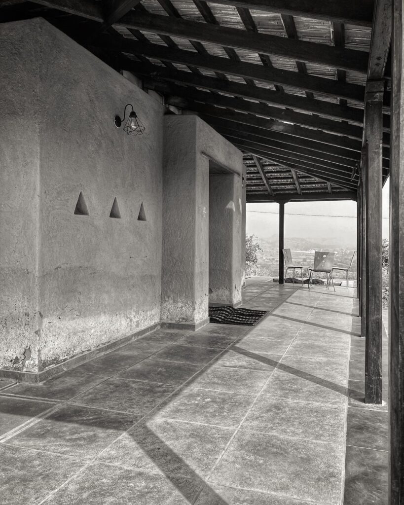 House near Manchar, Maharashtra, by Shoonya Collaborative. © Alex Sunshine