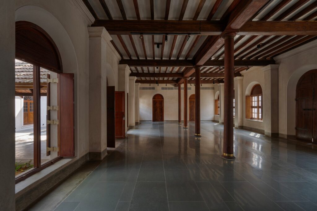 "The quiet elegance of the renovation has adequately paid homage to Sabha’s historicity." —Suchitra Deep reviews Sabha's restoration by Hundredhands 5 "The quiet elegance of the renovation has adequately paid homage to Sabha’s historicity." —Suchitra Deep reviews Sabha's restoration by Hundredhands 4