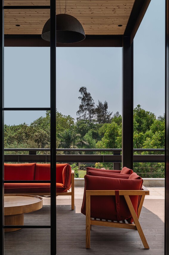 House of Material and Character, Lonavala, Maharashtra, by SHROFFLEóN 7 Shroff Leon Arora Lonavala House